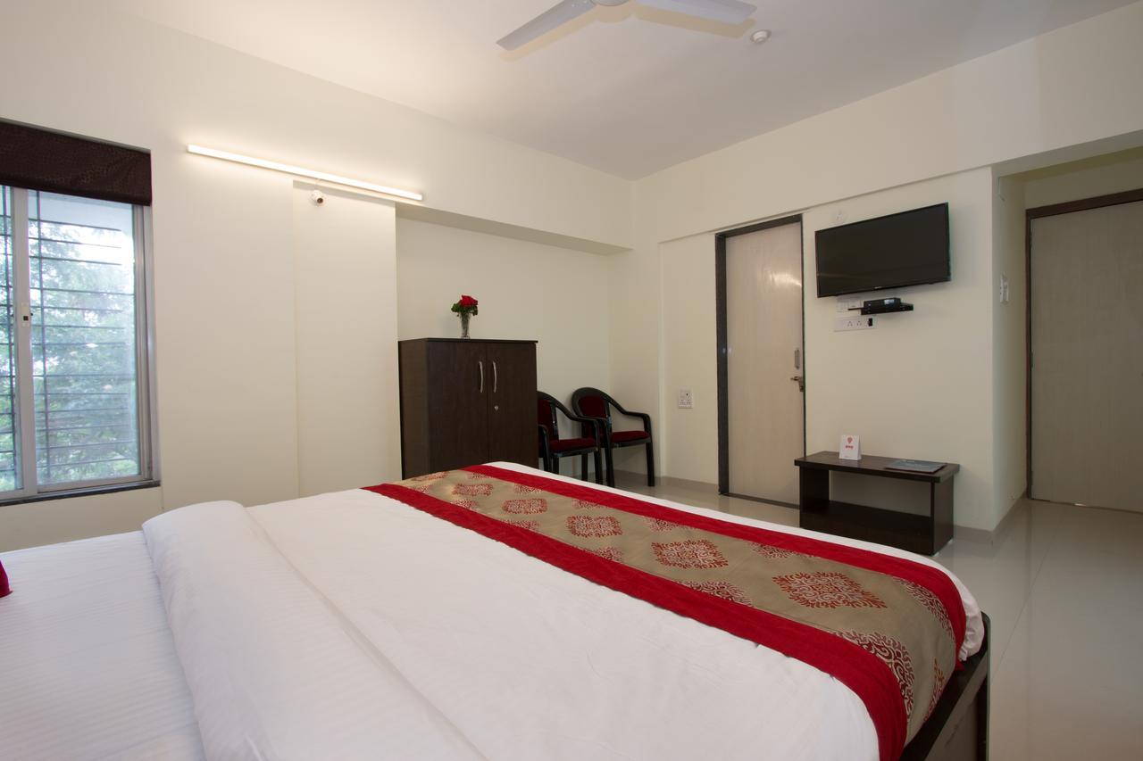 Khadki Oyo 9052 Leisurely Abode酒店 外观 照片